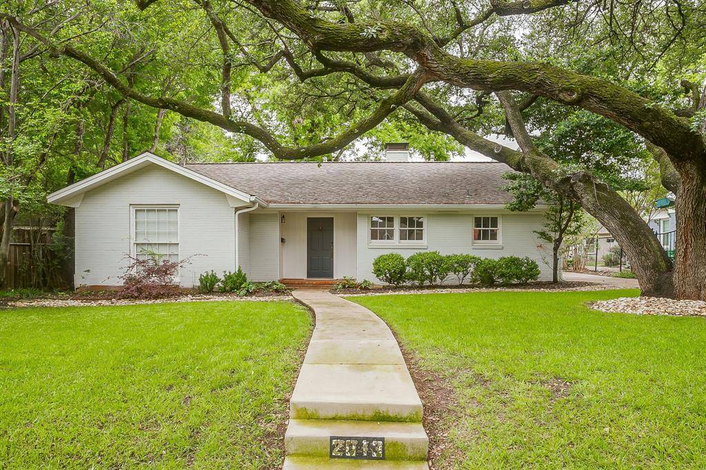 2013 Huntington Lane, Fort Worth, TX 76110