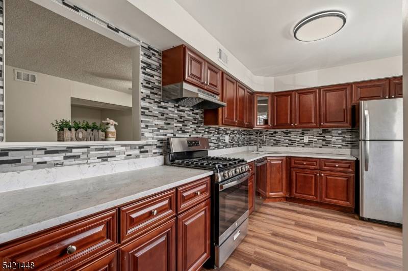 8401 Hana Rd, Edison Twp., NJ 08817