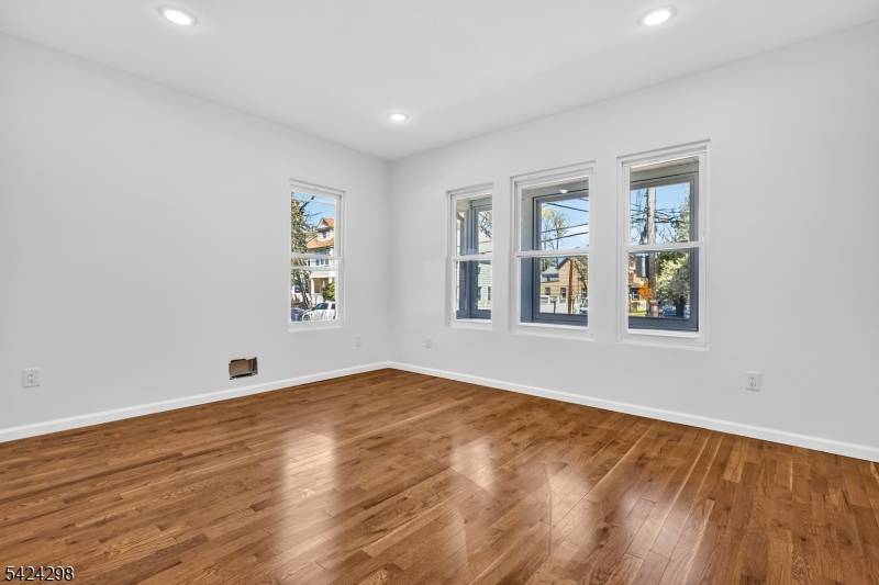 562 Tremont Ave, City Of Orange Twp., NJ 07050