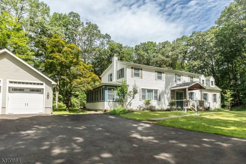 15 Rock Hollow Rd, Rockaway Twp., NJ 07801