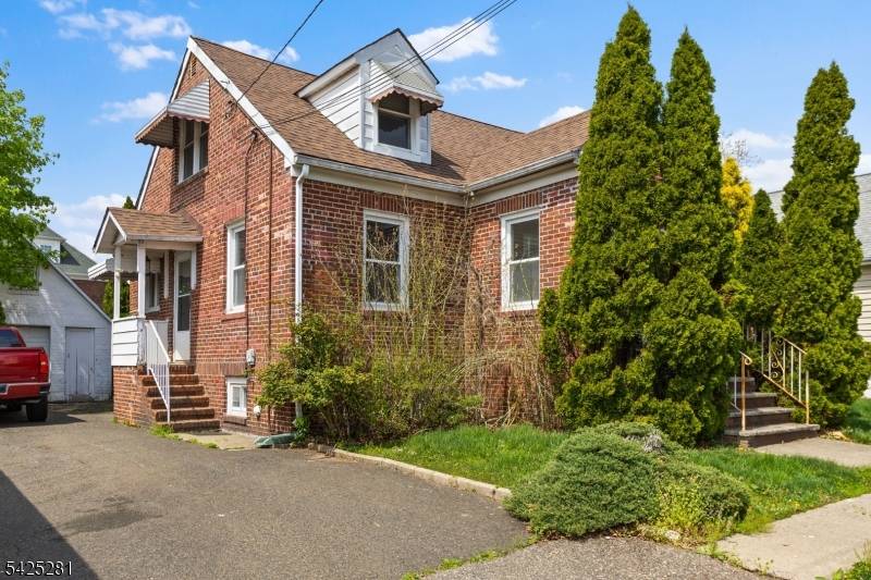 35 Melbourne Ct, Woodbridge Twp., NJ 07095