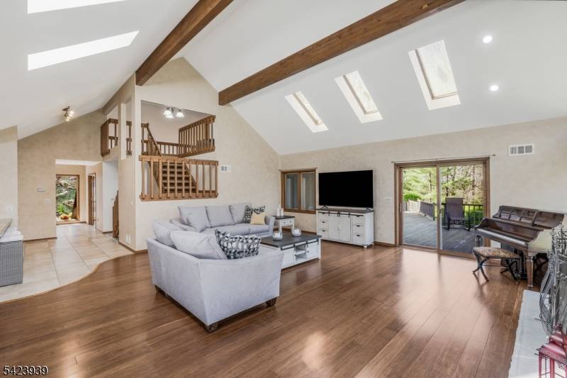 76 Mountain Spring Dr, Sparta Twp., NJ 07871