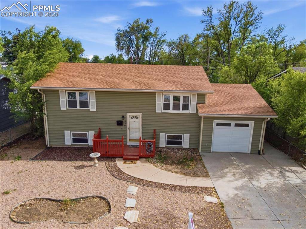 338 Iris DR, Fountain, CO 80817