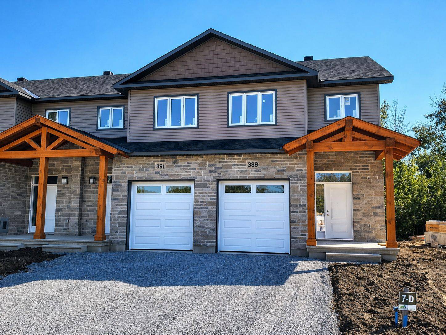 355 VOYAGEUR PL, Russell, ON K0A 1W0