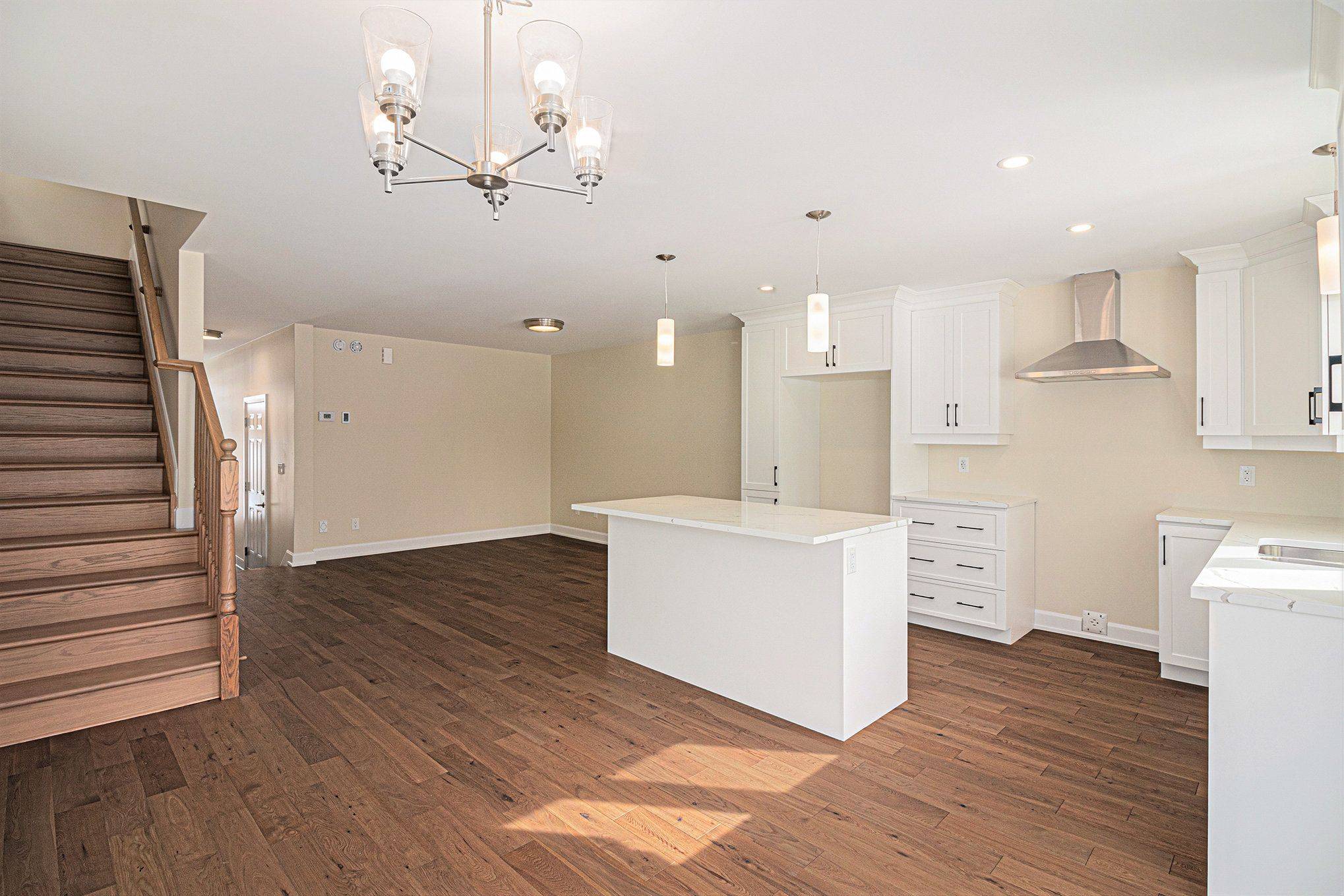 355 VOYAGEUR PL, Russell, ON K0A 1W0