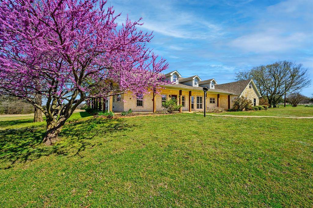 4489 E Farm to Market 120, Denison, TX 75021