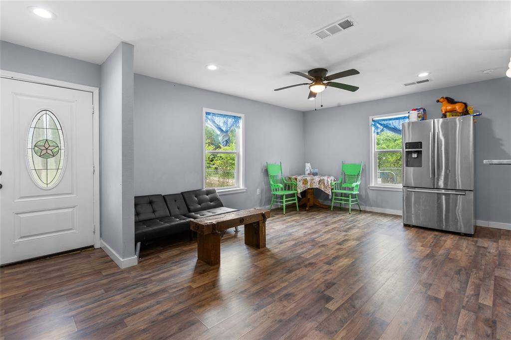 532 Calvery Eskew Road, Mart, TX 76664