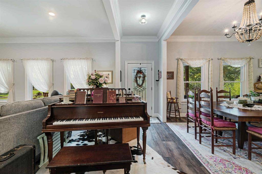 2205 County Road 44600, Blossom, TX 75416