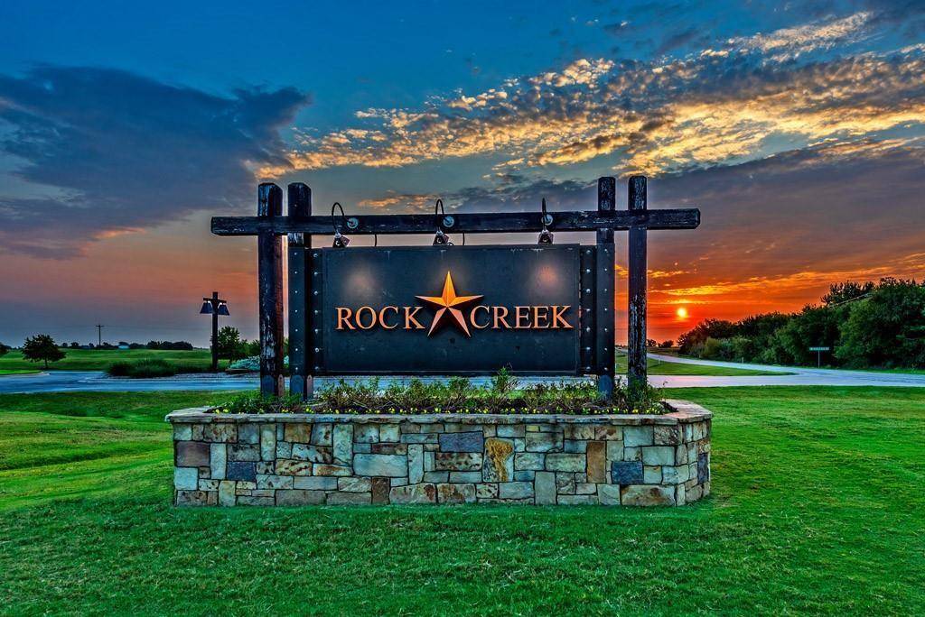 185 Great Waters Street, Gordonville, TX 76245