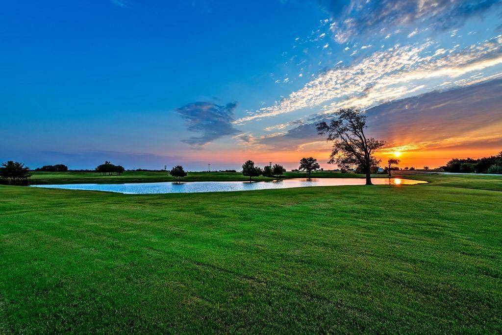 185 Great Waters Street, Gordonville, TX 76245