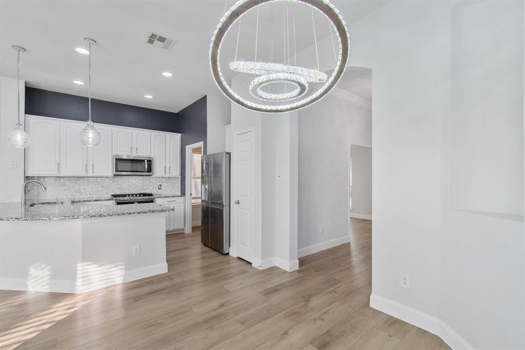 1801 Azalea Drive, Savannah, TX 76227