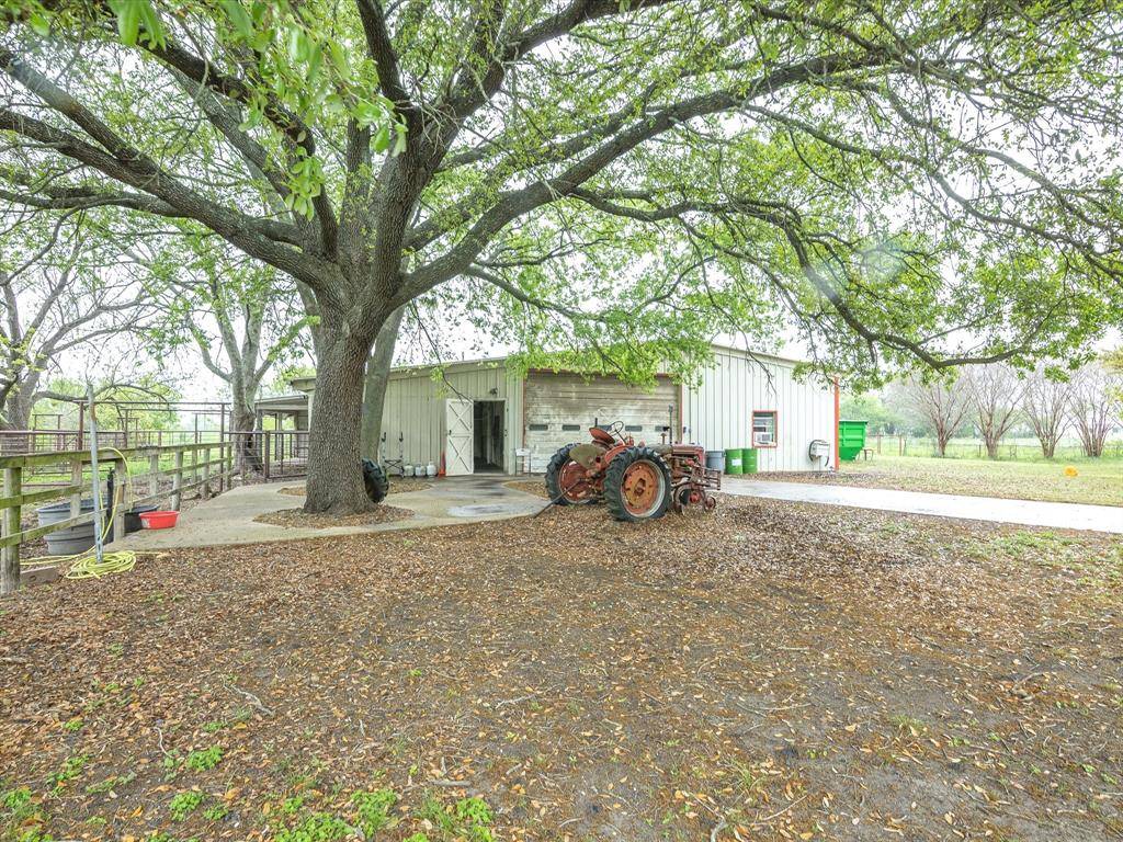 1302 Forreston Road, Waxahachie, TX 75165
