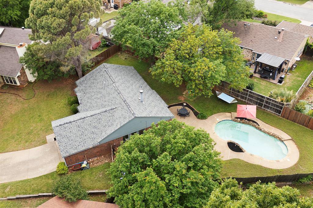 1814 Leafwood Court, Grapevine, TX 76051