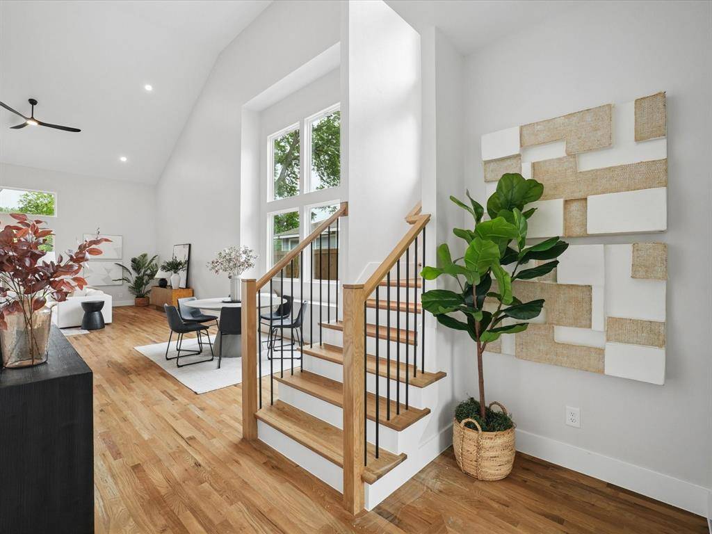 2610 Emmett Street, Dallas, TX 75211