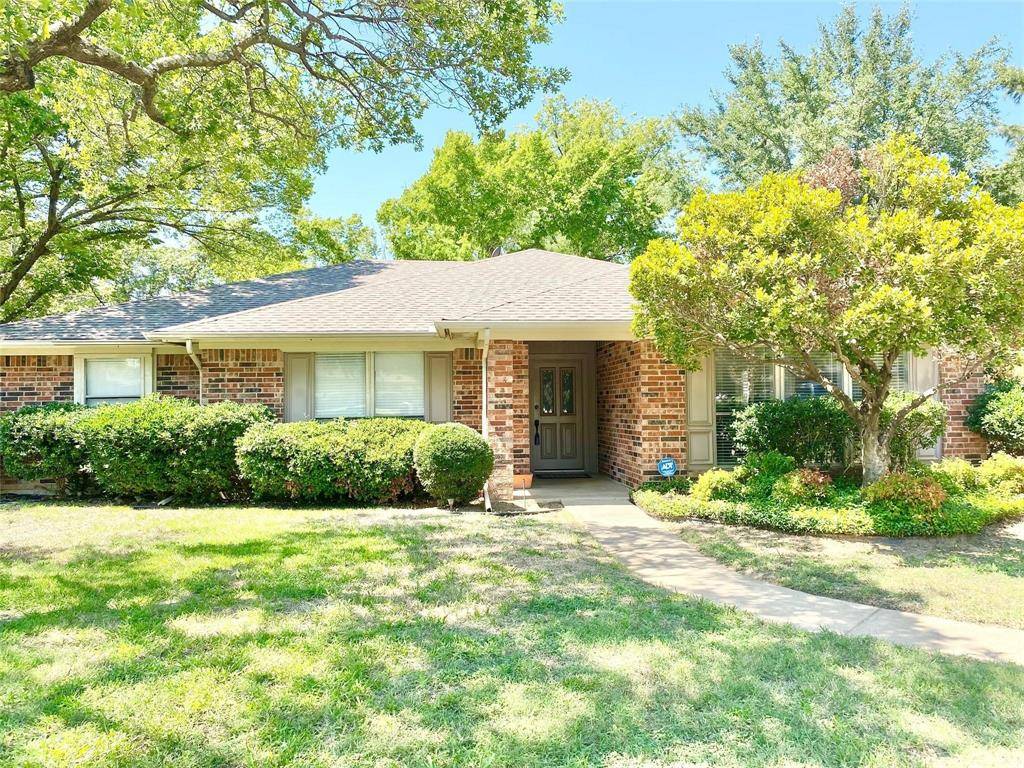 5714 Louise Way Drive, Arlington, TX 76017