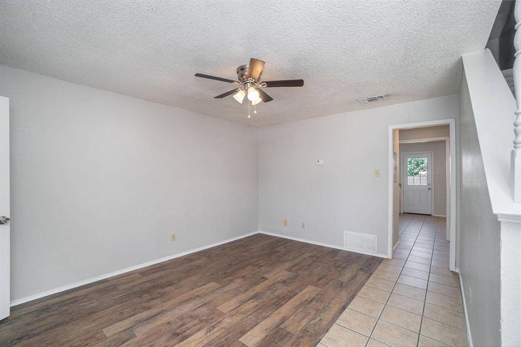 3301 Aurora Street #B, Haltom City, TX 76117