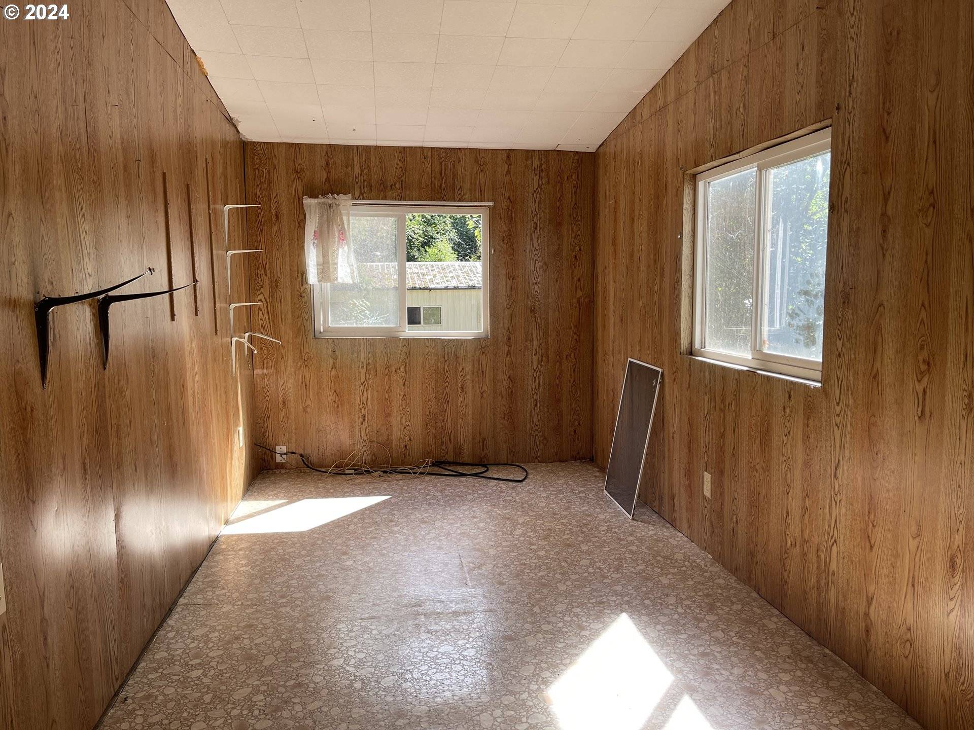 58525 SW HEBO RD, Grand Ronde, OR 97347