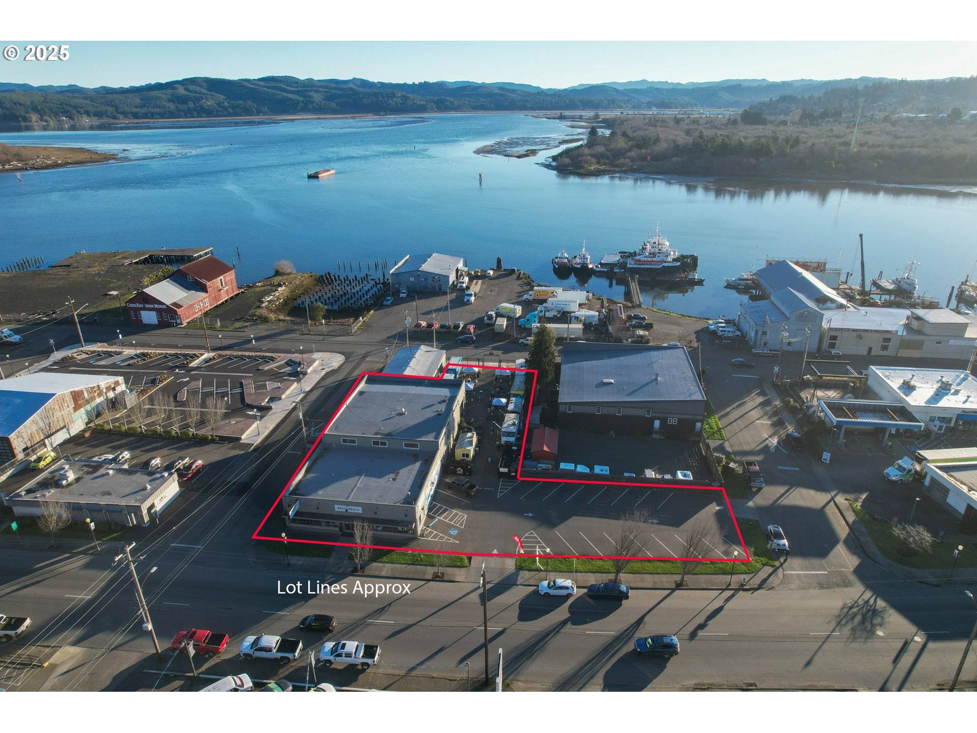 775 N FRONT ST, Coos Bay, OR 97420