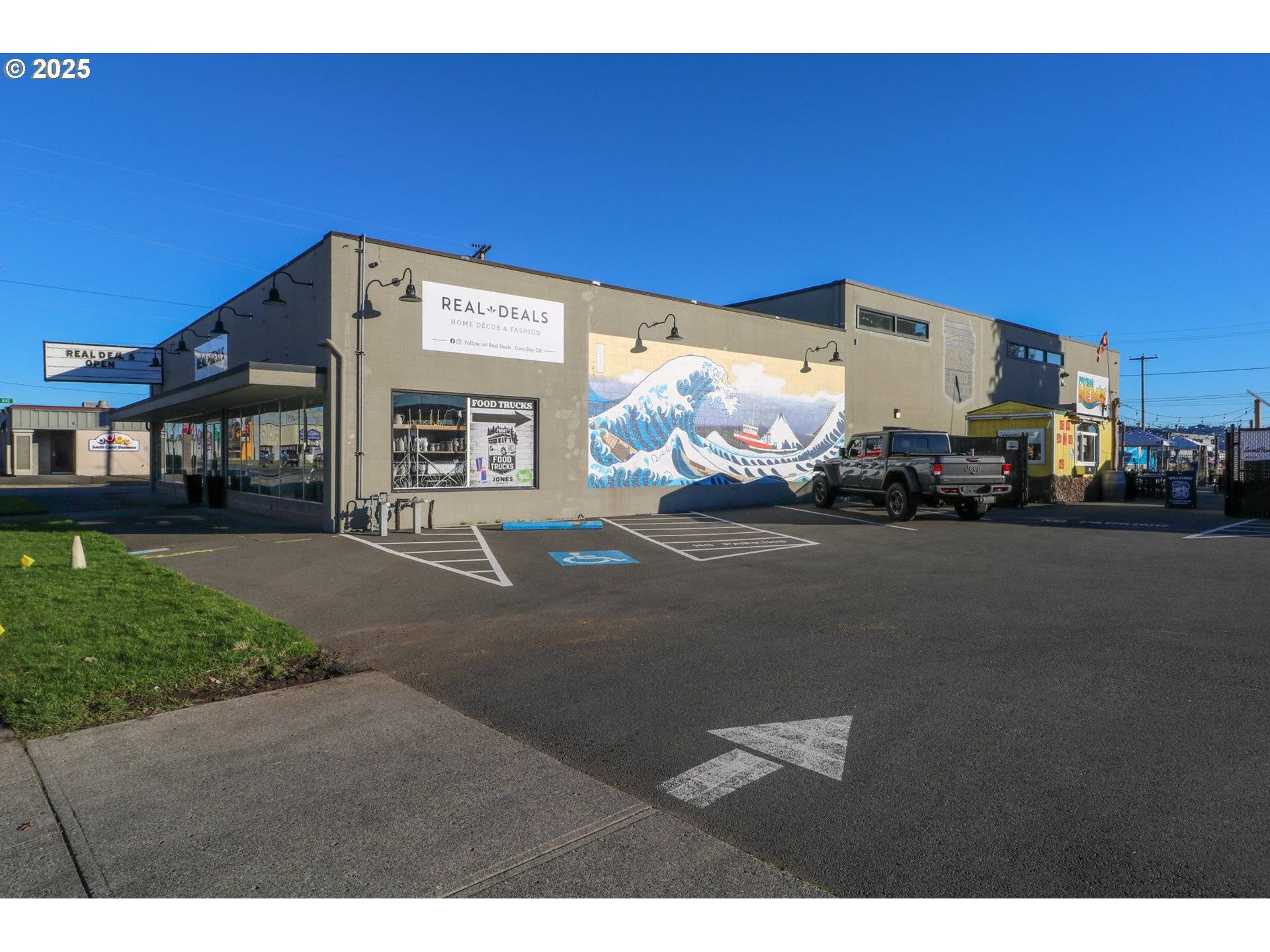 775 N FRONT ST, Coos Bay, OR 97420