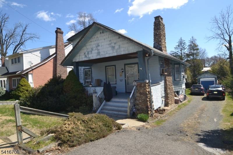 74 Cathedral Ave, Clifton City, NJ 07014