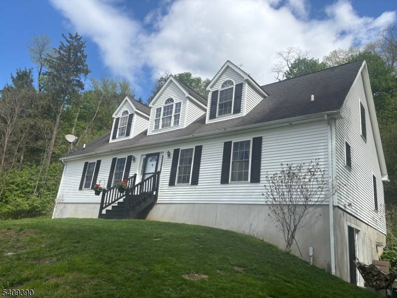 738 County Road 519, White Twp., NJ 07823