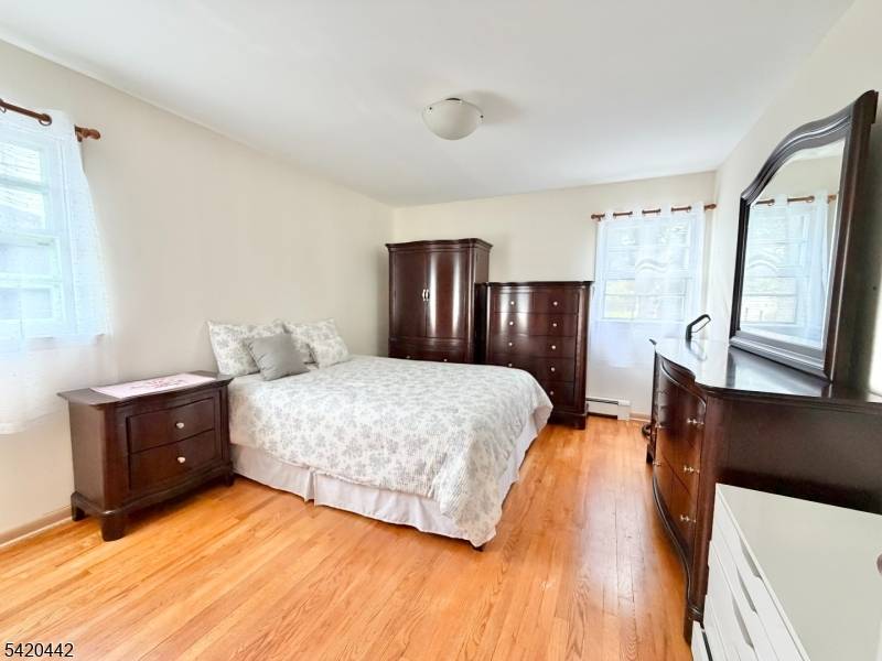 2 Sunnyside Pl, Verona Twp., NJ 07044