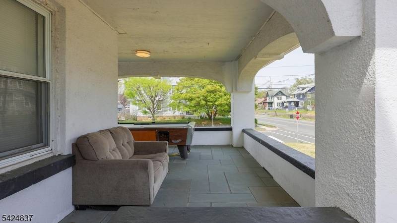 260 S Washington Ave, Dunellen Boro, NJ 08812