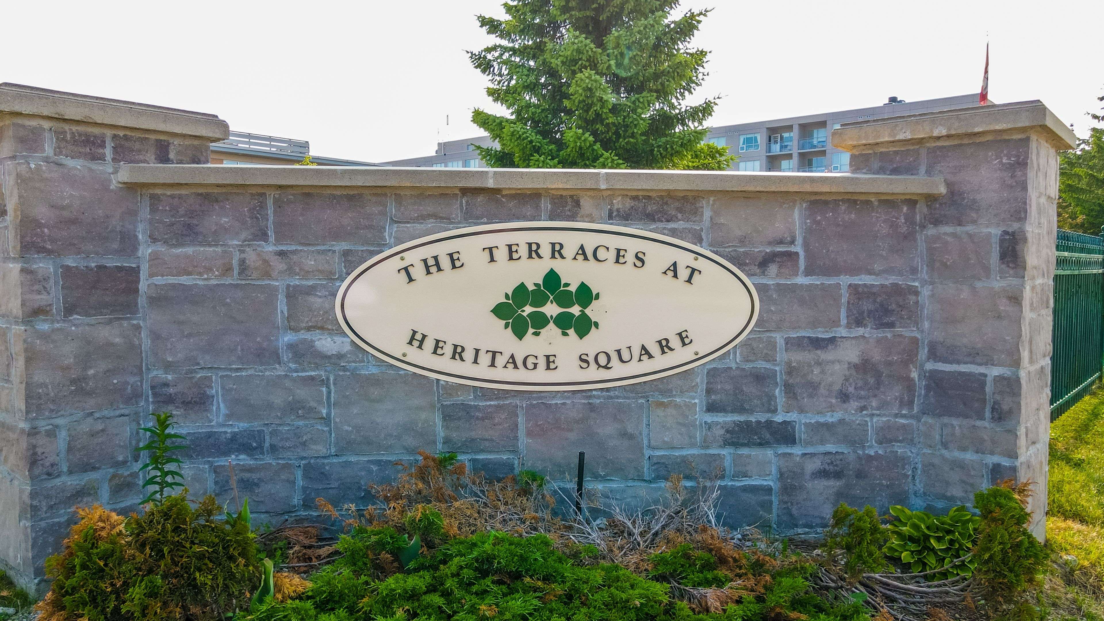94 Dean AVE #417, Barrie, ON L4N 0M3