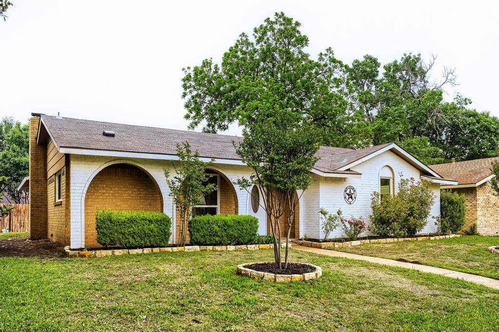 2129 Richbrook Drive, Garland, TX 75044