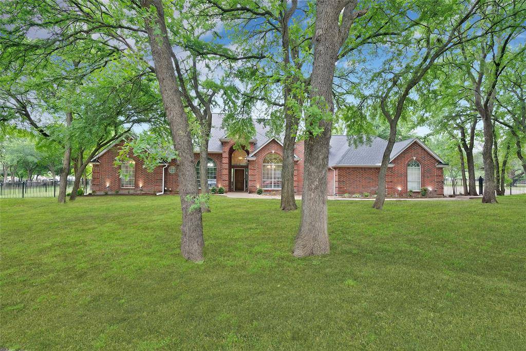 1507 Greenleaf Court, Aledo, TX 76008