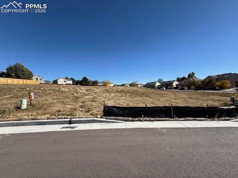 6817 Adamo CT, Colorado Springs, CO 80923