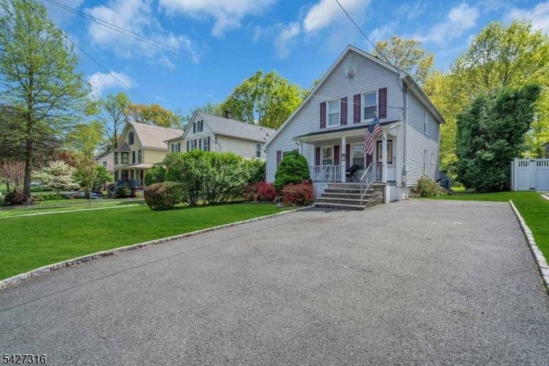 818 Summit Ave, Westfield Town, NJ 07090