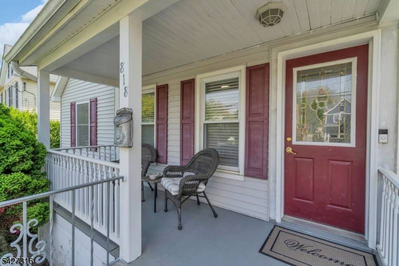 818 Summit Ave, Westfield Town, NJ 07090