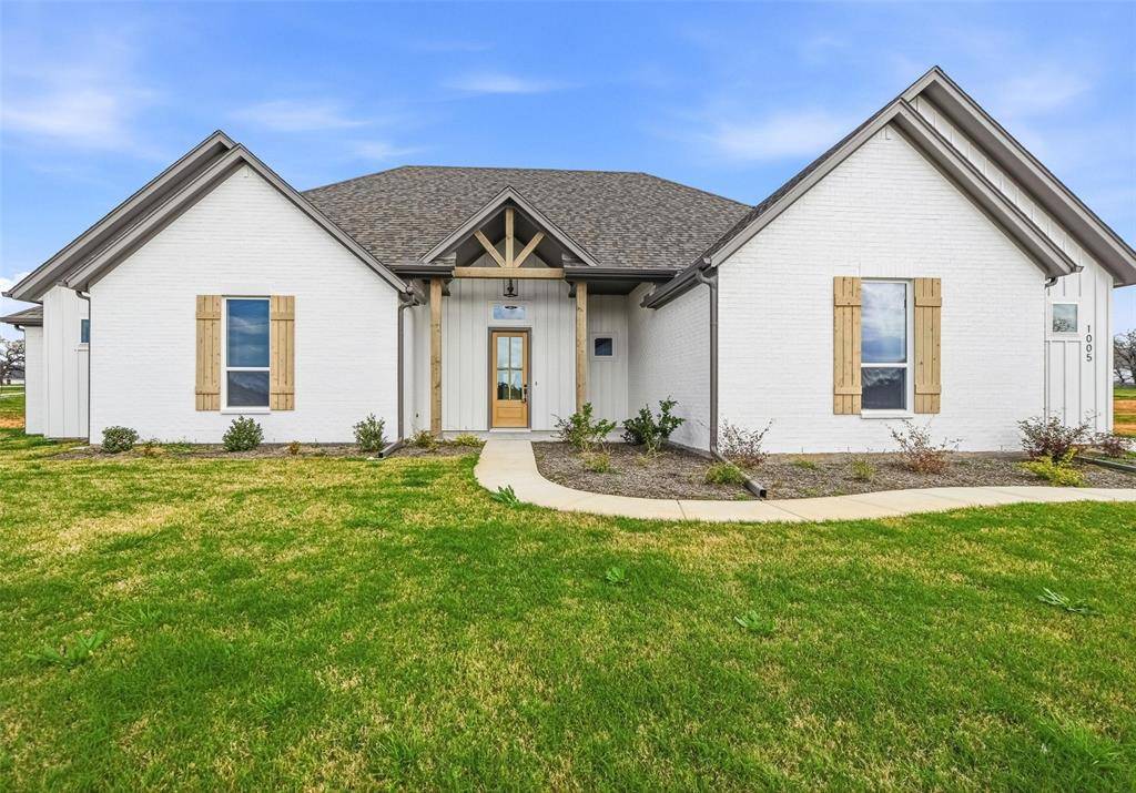 1005 Ronnie Court, Springtown, TX 76082