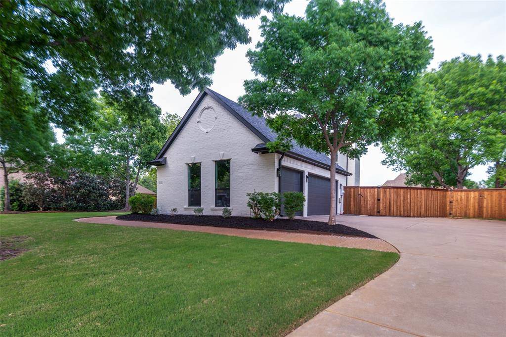1009 Pine Meadow Court, Southlake, TX 76092