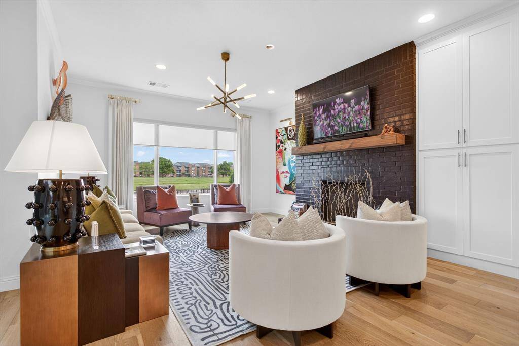 4221 Watercourse Drive, Fort Worth, TX 76109