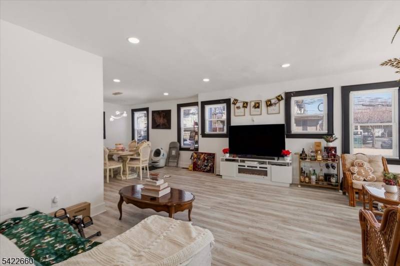 913 S 19Th St, Newark City, NJ 07108