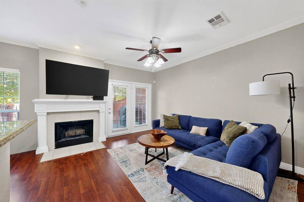 2344 Southcourt Circle, Irving, TX 75038