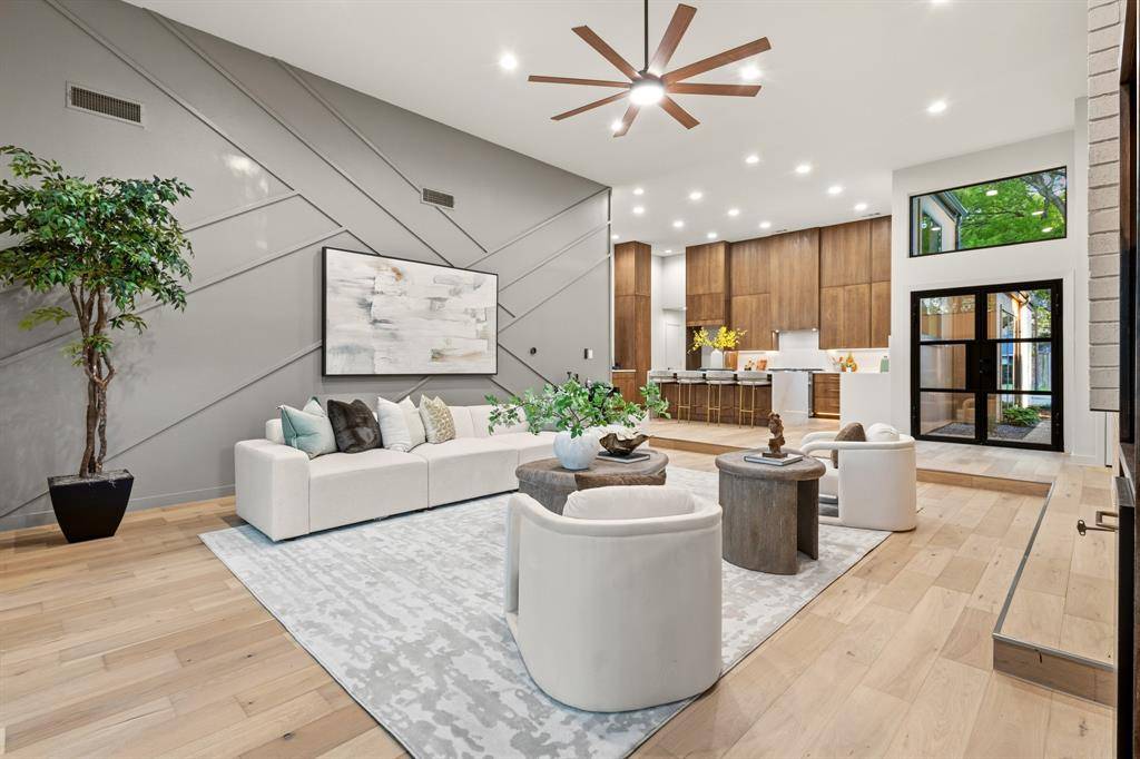 9607 Greensprint Drive, Dallas, TX 75238