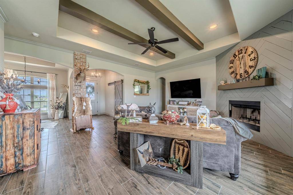 1072 Uplift Drive, Weatherford, TX 76087