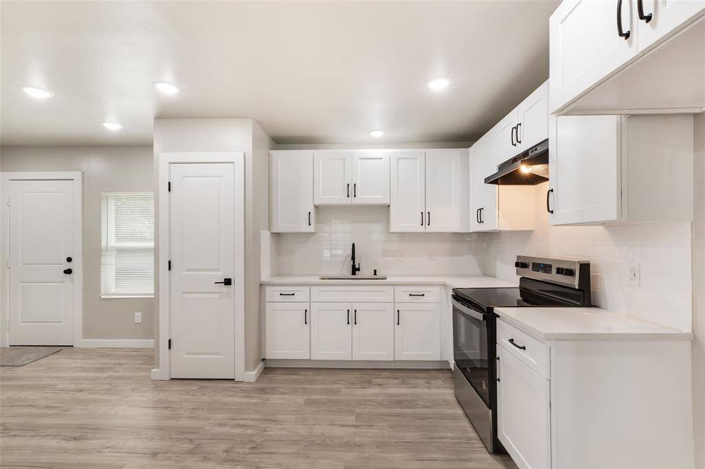 4323 Vanette Lane, Dallas, TX 75216