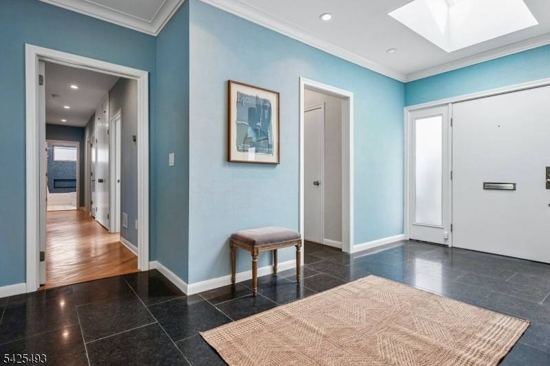 605 Mountain Dr, South Orange Village Twp., NJ 07079