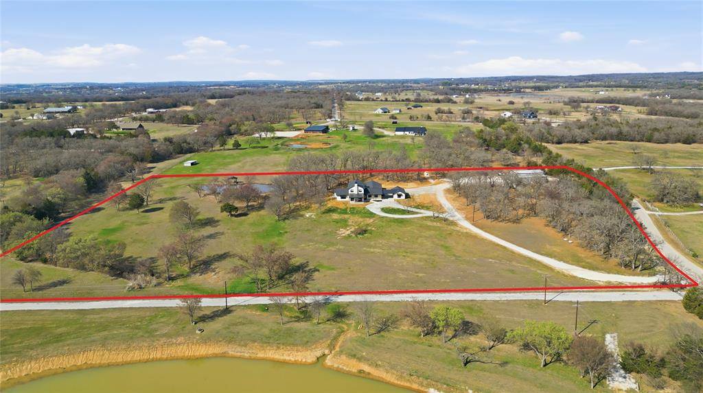 860 County Road 208, Gainesville, TX 76240