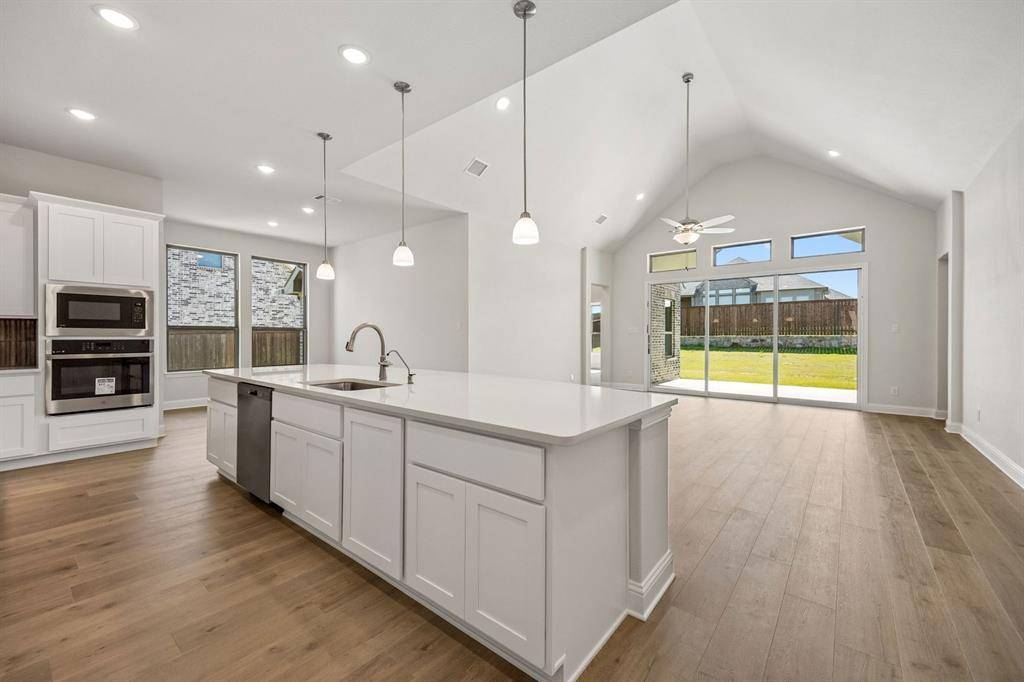 4121 Winnow Lane, Joshua, TX 76058