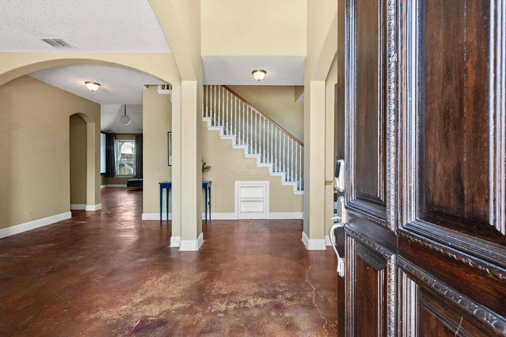 1305 Liverpool Lane, Mansfield, TX 76063