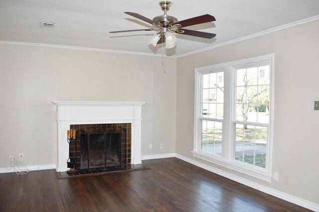 4900 Morris Avenue, Fort Worth, TX 76103