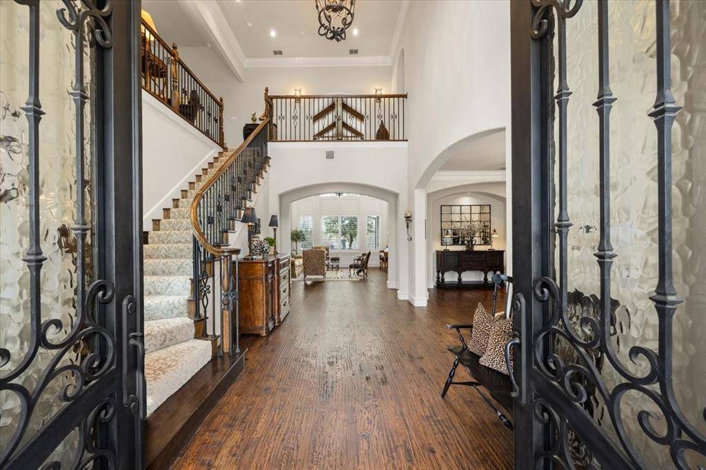 7916 Modena Drive, Fort Worth, TX 76126