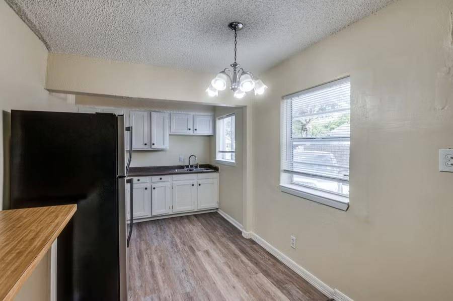 512 S Delaware Street #4, Irving, TX 75060