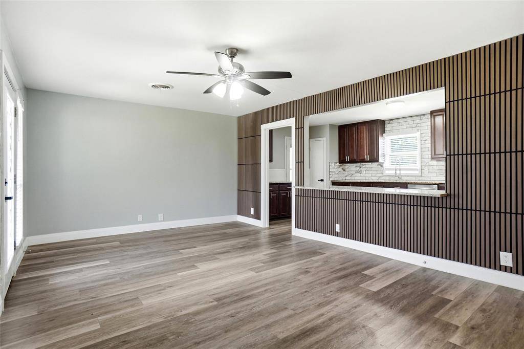 705 Vine Street, Euless, TX 76040