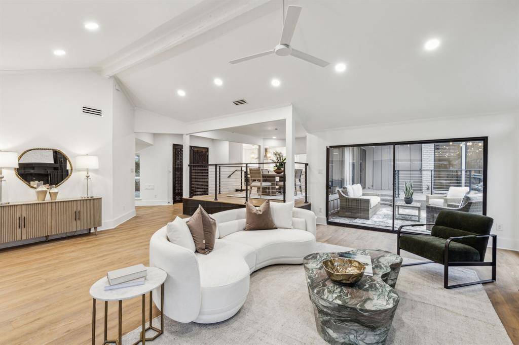 7420 Royal Lane, Dallas, TX 75230